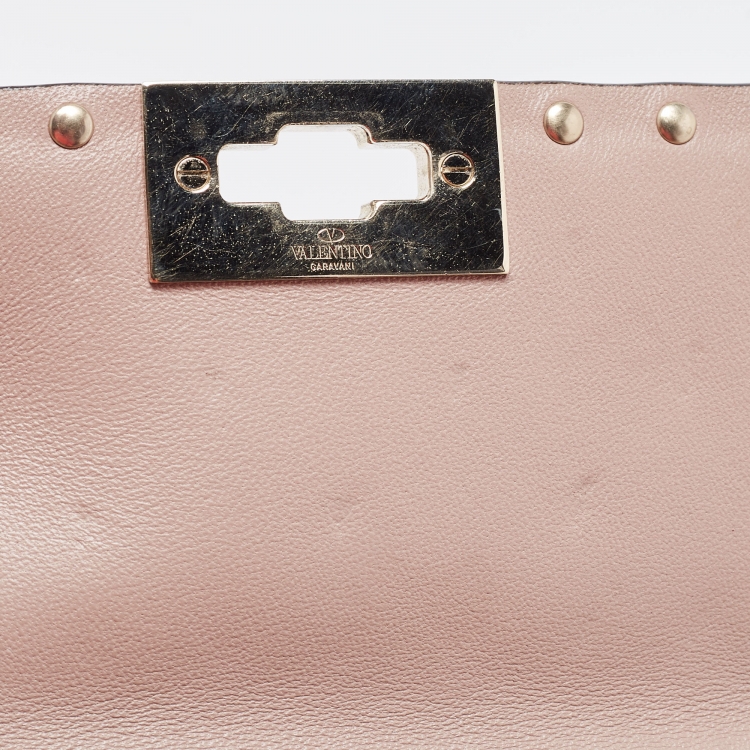 Pre Owned Valentino Light Pink Leather Medium Rockstud Spike Top Handle Bag