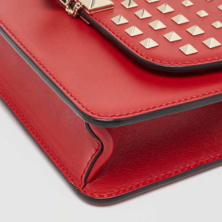 Pre Owned Valentino Red Leather Rockstud Demilune Shoulder Bag