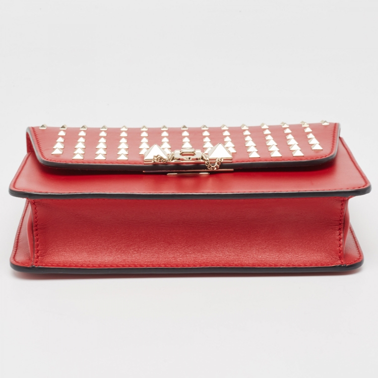 Pre Owned Valentino Red Leather Rockstud Demilune Shoulder Bag