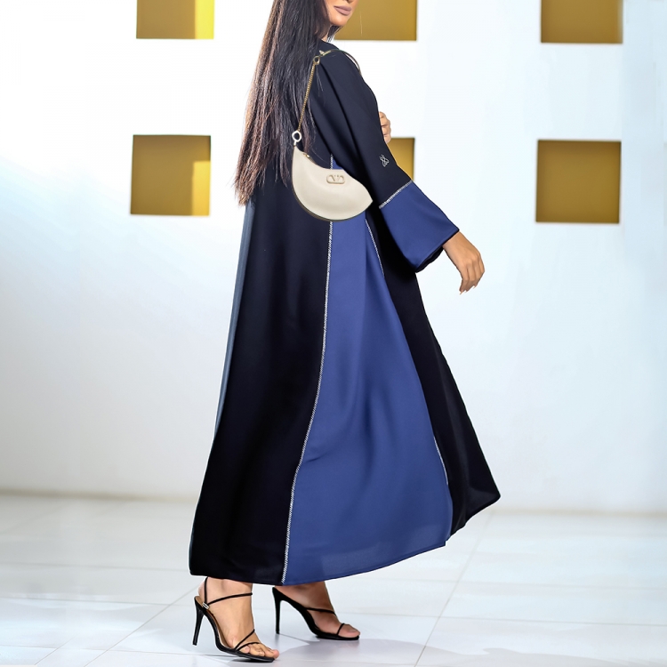 Pre Owned Valentino Off White Leather Mini VLogo Hobo