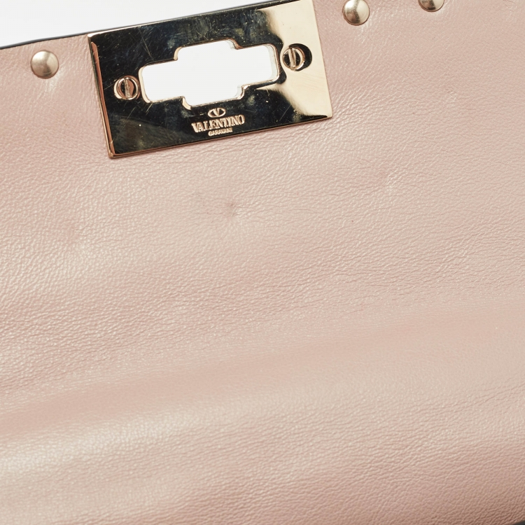 Pre Owned Valentino Beige Quilted Leather Small Rockstud Spike Top Handle Bag