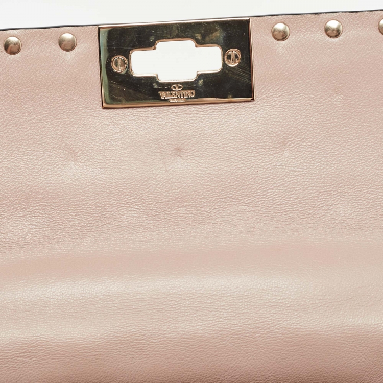 Pre Owned Valentino Beige Quilted Leather Small Rockstud Spike Top Handle Bag