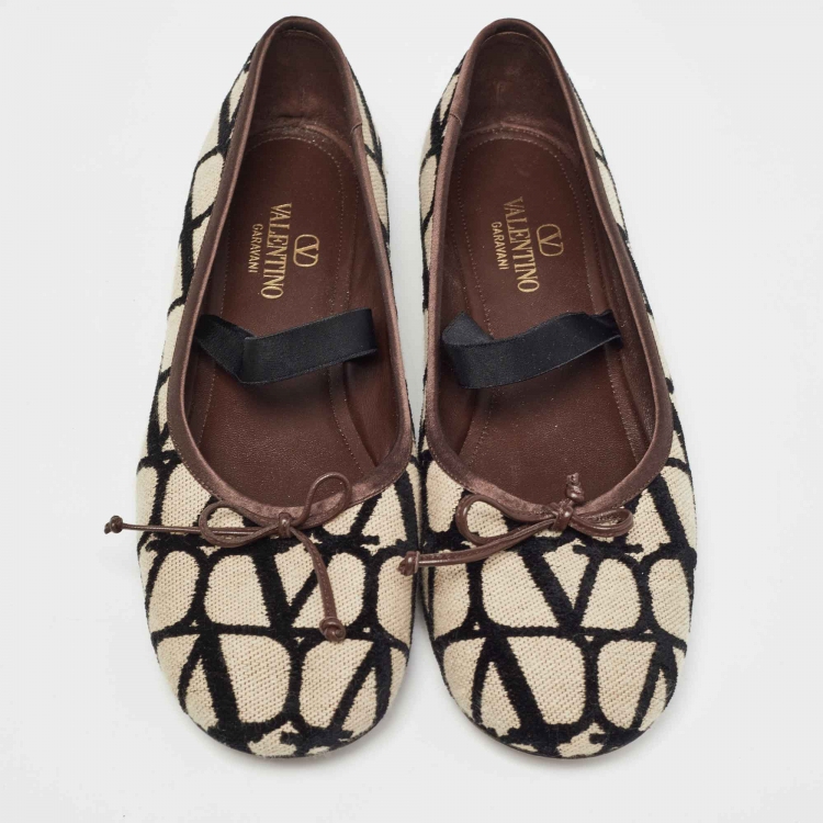 Pre Owned Valentino White/Black Canvas Ballet Flats Size 39.5