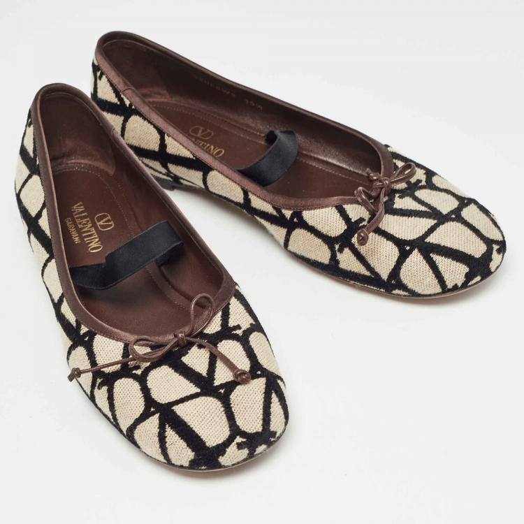 Pre Owned Valentino White/Black Canvas Ballet Flats Size 39.5