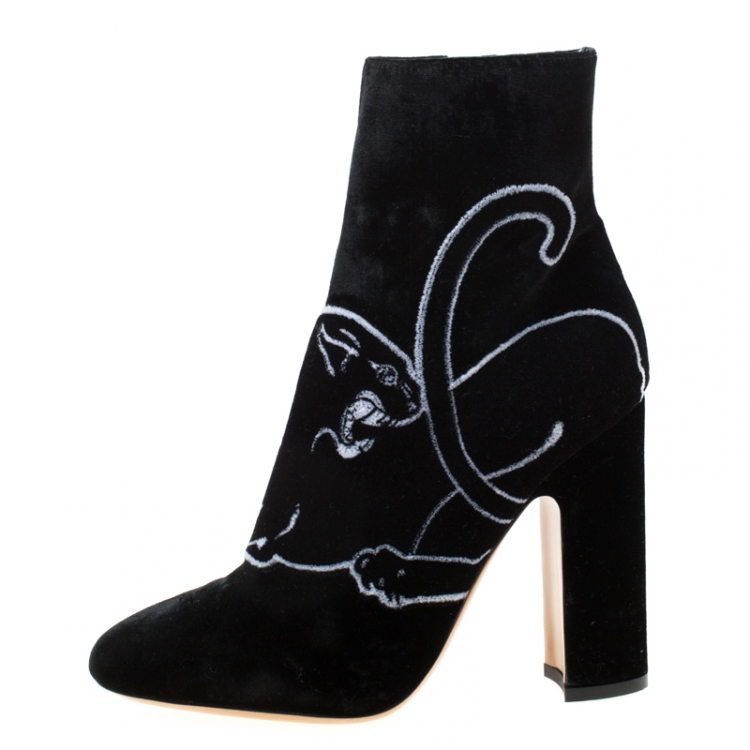 Pre Owned Valentino Black Velvet Panther Motif Block Heel Ankle Boots Size 38.5