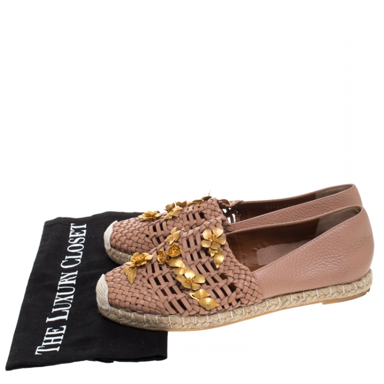 Pre Owned Valentino Beige Woven Leather Floral Embellished Espadrille Flats Size 37