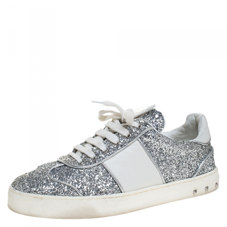 Moedig regisseur Eerbetoon Valentino Silver/White Glitter and Leather Fly Crew Lace Up Sneakers Size  38 Valentino | TLC