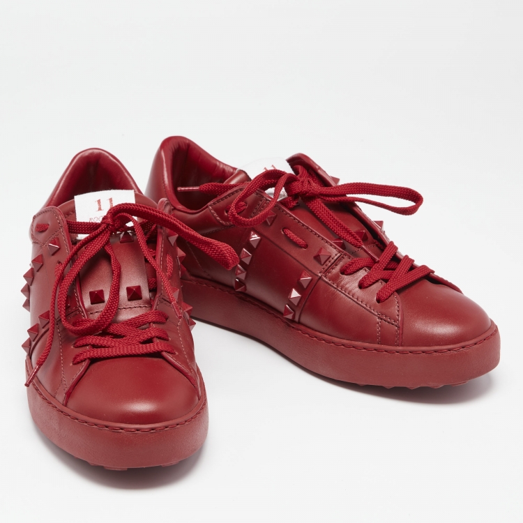 Pre Owned Valentino Red Leather Rockstud Low Top Sneakers Size 39.5