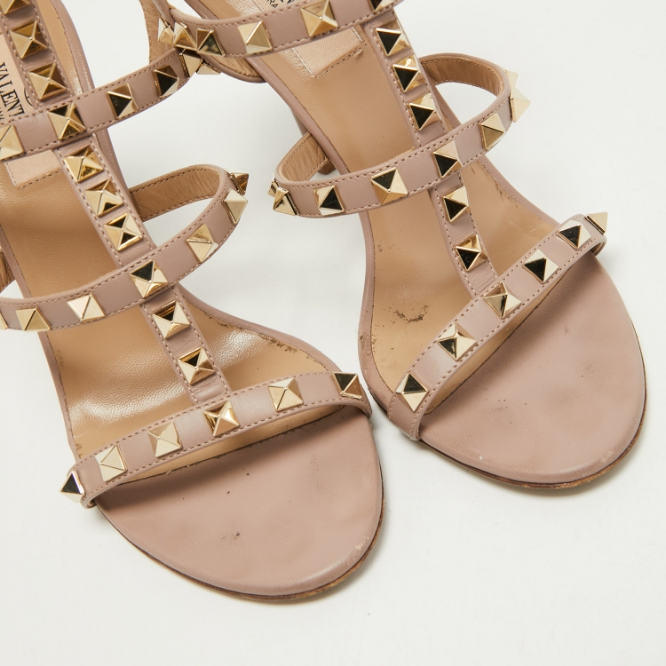 Pre Owned Valentino Beige Leather Rockstud Sandals Size 36