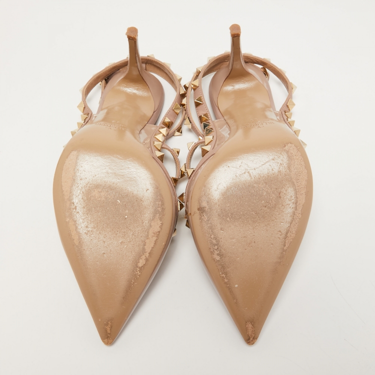 Pre Owned Valentino Beige Patent and Leather Rockstud Ankle Strap Pumps Size 39