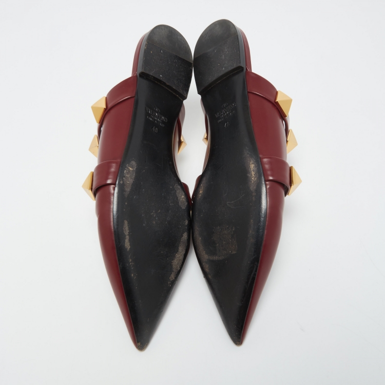 Pre Owned Valentino Burgundy Leather Roman Stud Flat Mules Size 40