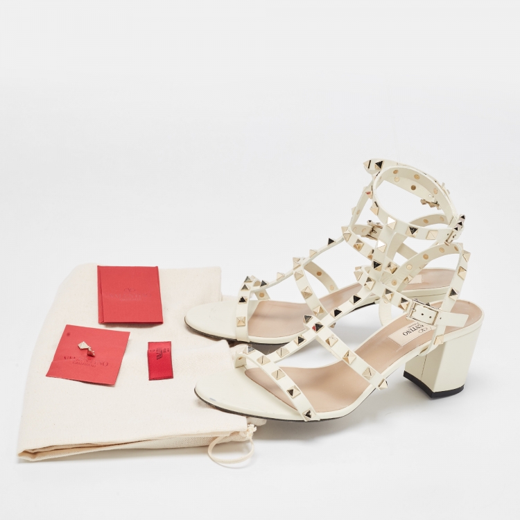 Pre Owned Valentino Off White Leather Rockstud Ankle Strap Sandals Size 38
