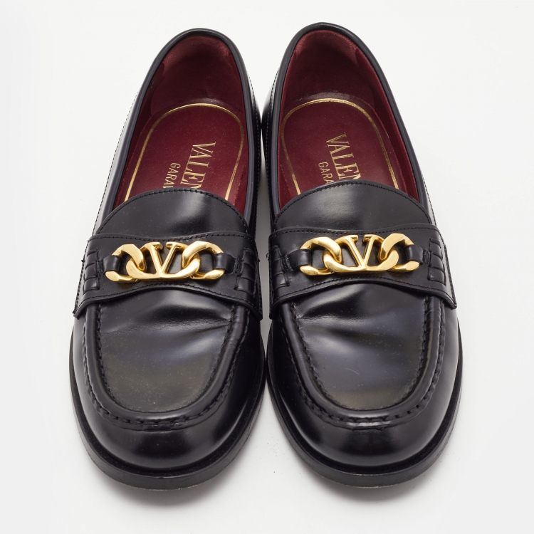 Pre Owned Valentino Black Leather Escape V logo Loafers Size 38