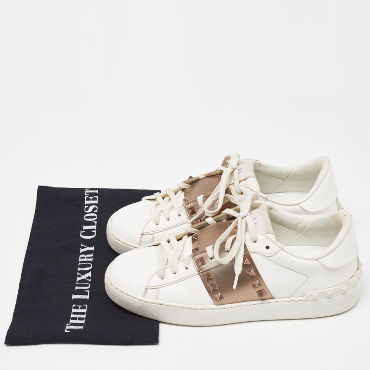 Pre Owned Valentino White/Brown Leather Rockstud Low Top Sneakers Size 38