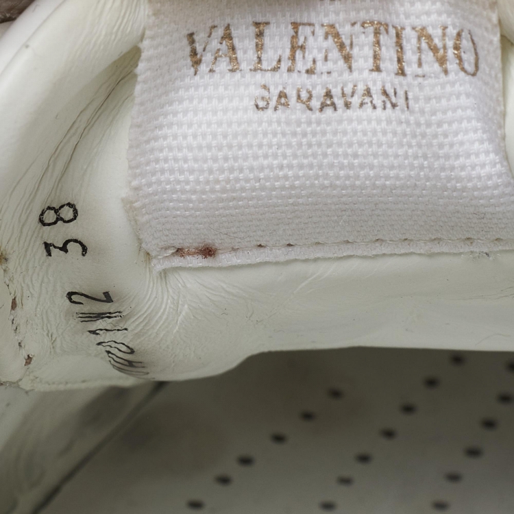 Pre Owned Valentino White/Brown Leather Rockstud Low Top Sneakers Size 38