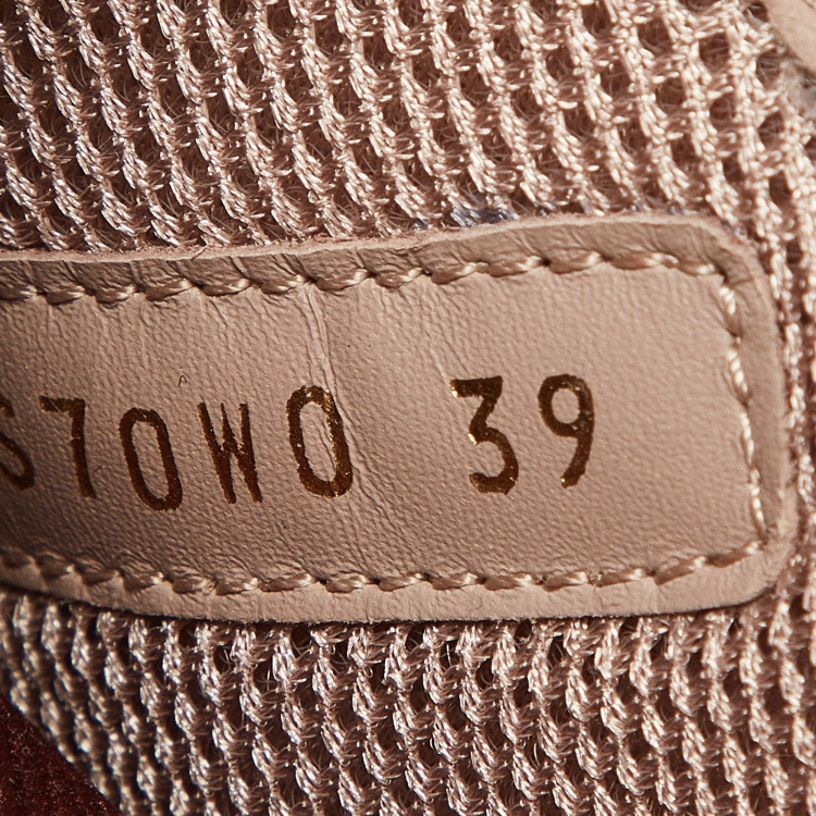 مملوكة مسبقًا Valentino Pink/Beige Suede and Leather Rockrunner Sneakers Size 39