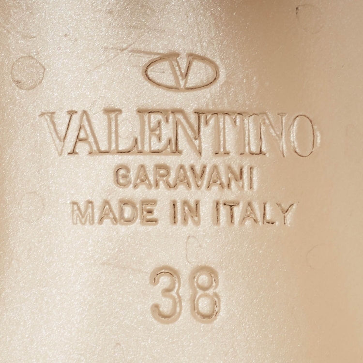 Pre Owned Valentino Pink Leather Rockstud Slide Sandals Size 38