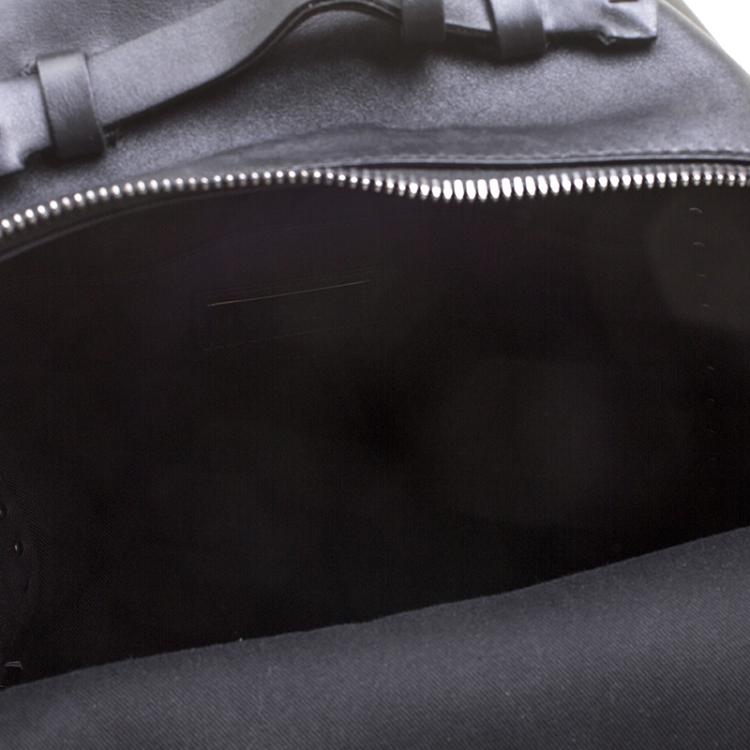 Pre Owned Valentino Black Leather Rockstud Backpack