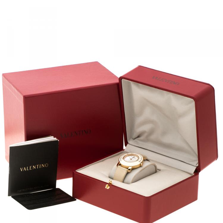 Pre Owned Valentino White Mother of Pearl  Stainless Steel Women's Wristwatch  37 mm