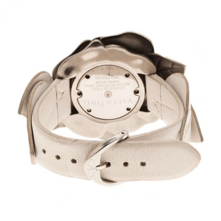 Pre Owned Valentino Silver Stainless Steel Flower Women's Wristwatch 46MM