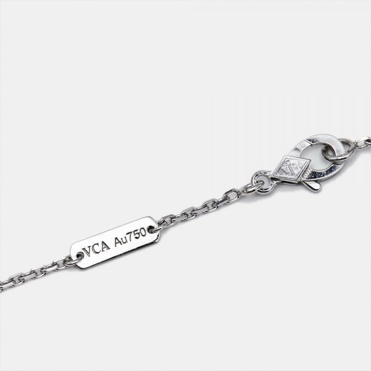 مملوكة مسبقًا Van Cleef & Arpels Perlée Clovers Diamonds 18k White Gold Pendant Necklace