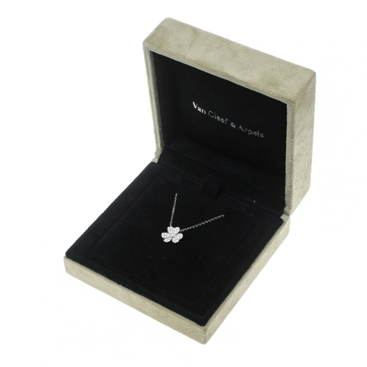 Pre Owned Van Cleef & Arpels Frivole Diamond White Pendant Necklace