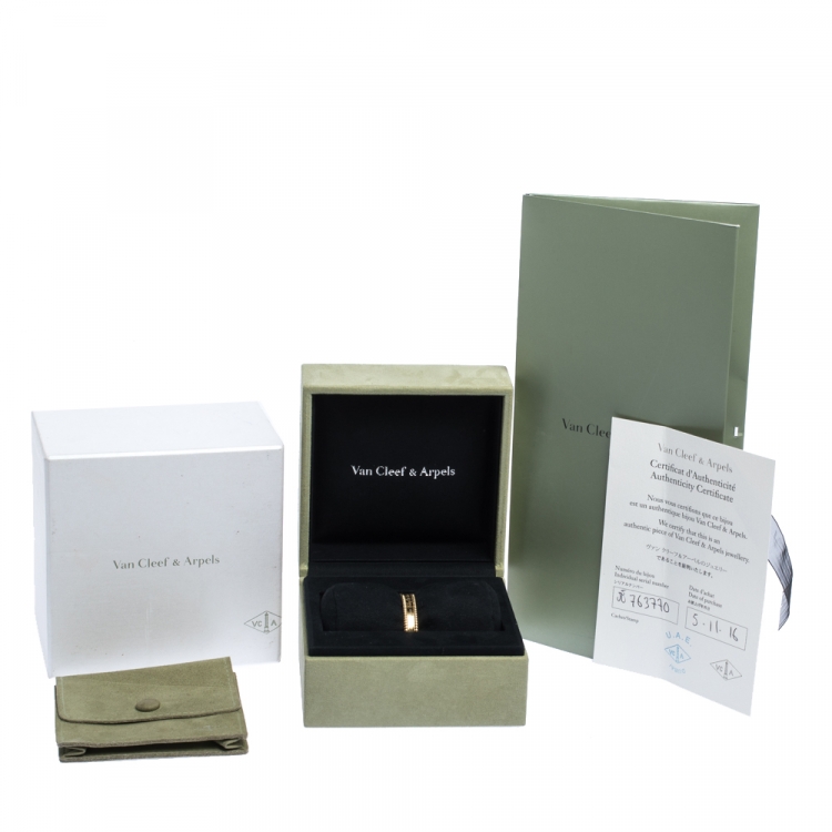 Pre Owned Van Cleef & Arpels Perlée Signature 18K Yellow Gold Bracelet S