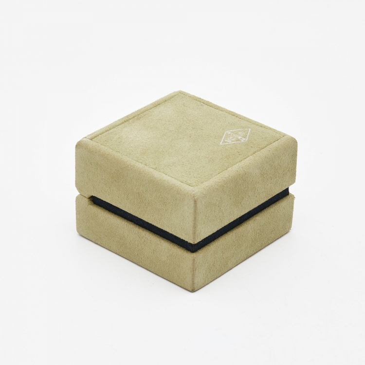 Pre Owned Van Cleef & Arpels Vintage Alhambra Onyx 18k Yellow Gold Necklace