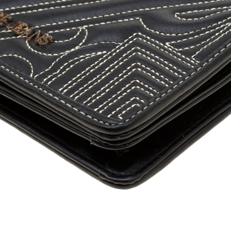 Pre Owned Versace Jeans Black Quilted Faux Leather Chain Clutch Bag
