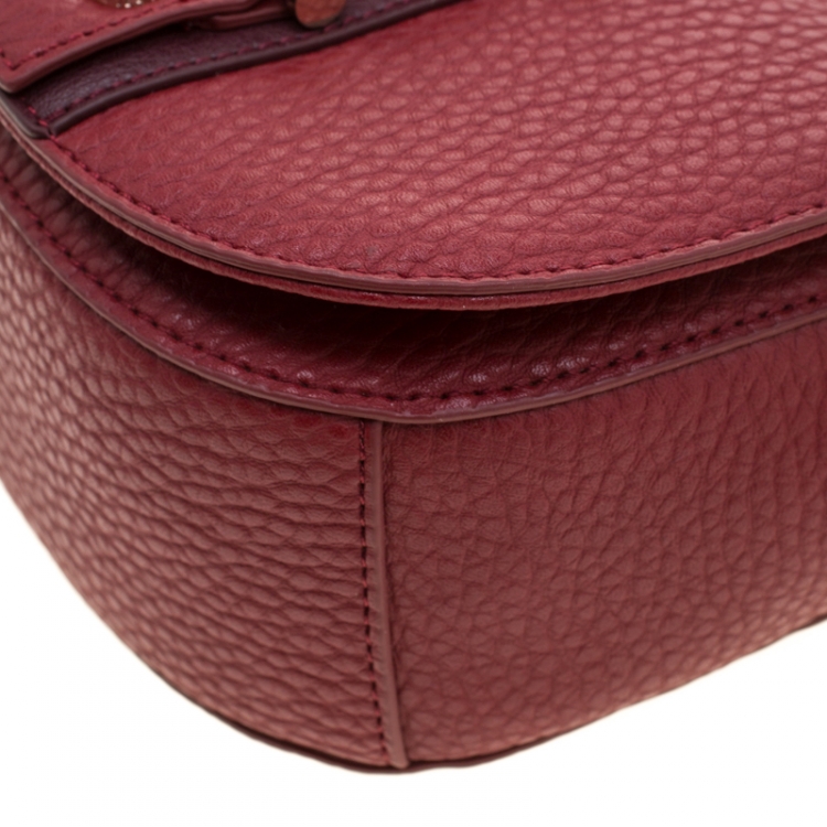 Pre Owned Versace Jeans Red Pebbled Faux Leather Chain Crossbody Bag
