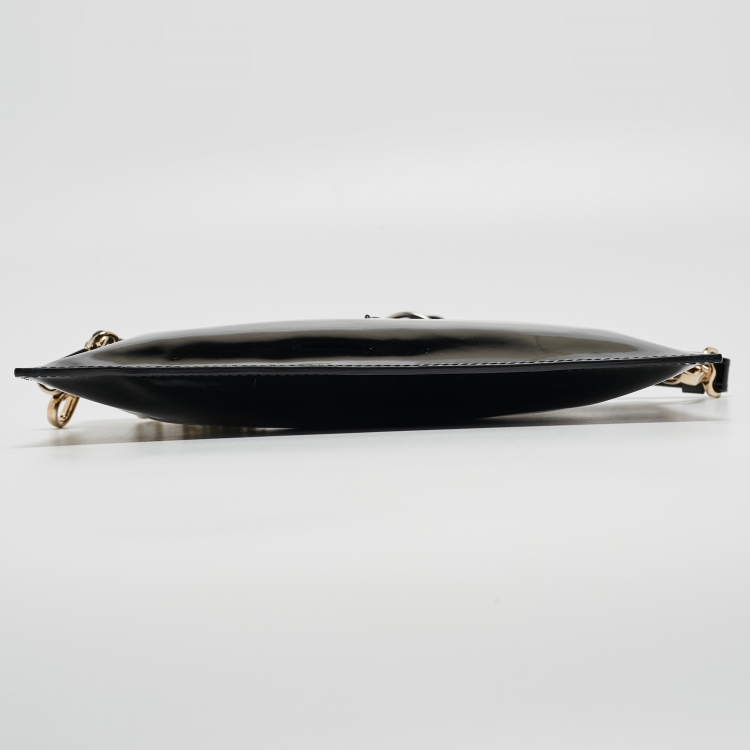 Pre Owned Versace Black Patent Leather Medusa Zip Crossbody Bag
