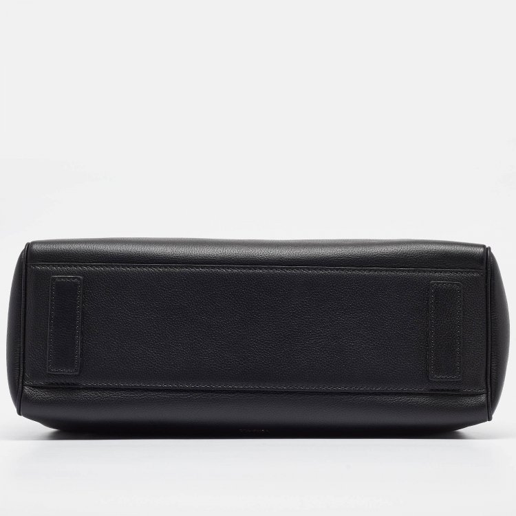 Pre Owned Versace Black Leather Large La Medusa Top Handle Bag