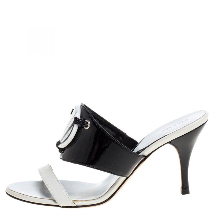 Pre Owned Versace White/Black Patent Leather and Leather Slide Sandals Size 38