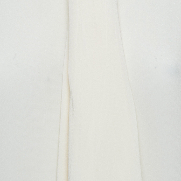 مملوكة مسبقًا Versace Cream Silk Collar Knot Top M