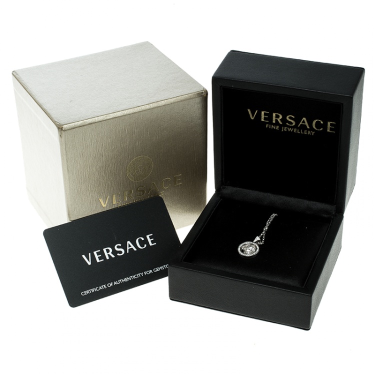 Pre Owned Versace Medusa Diamond 18k White Gold Medallion Pendant Necklace 