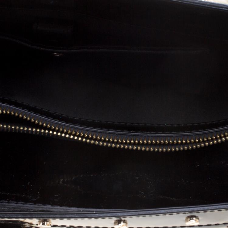 Pre Owned Versace Black Quilted Patent Leather Snap Out Of It Tote