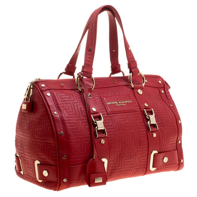 مملوكة مسبقًا Versace Red Quilted Leather Studded Satchel
