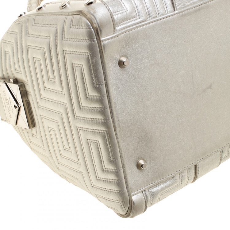 Pre Owned Versace Silver Quilted Patent Leather Snap Out Of It Satchel