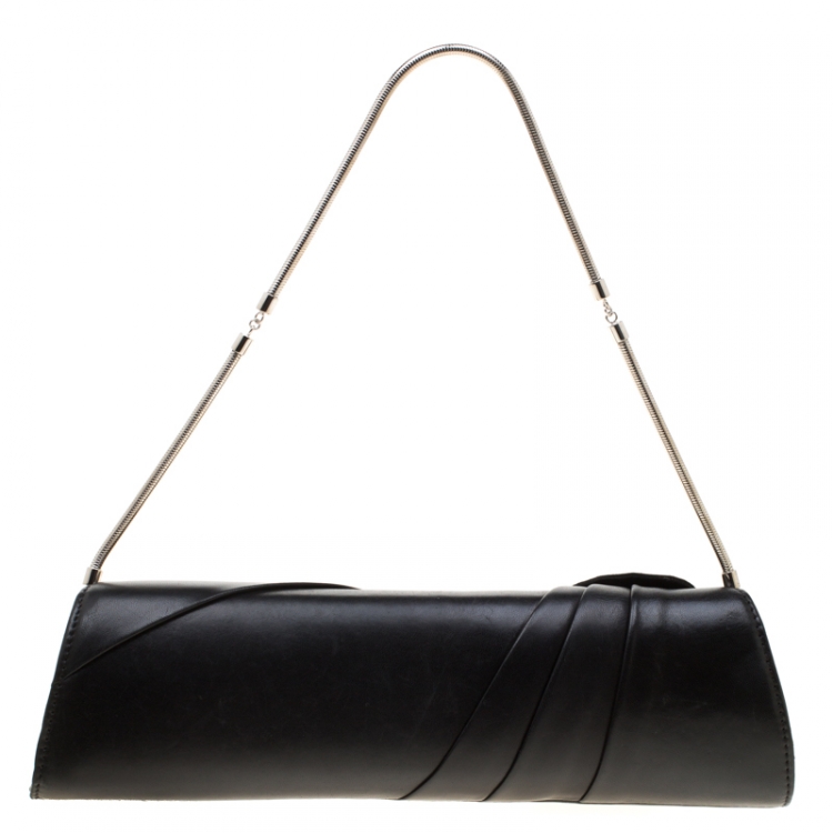 Pre Owned Versace Black Leather Flower Embellished Chain Clutch