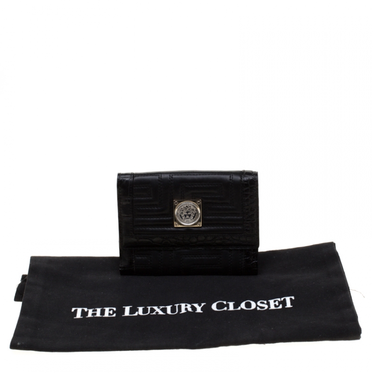 Pre Owned Versace Black Quilted Leather Bifold Wallet