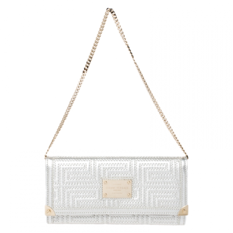 Pre Owned Versace Metallic White Quilted Leather Flap Chain Clutch