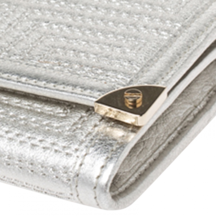 Pre Owned Versace Metallic White Quilted Leather Flap Chain Clutch