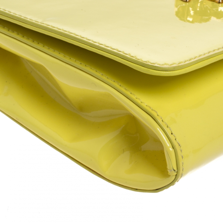 Pre Owned Versace Neon Yellow Patent Leather Medusa Chain Clutch