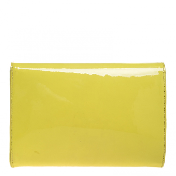Pre Owned Versace Neon Yellow Patent Leather Medusa Chain Clutch