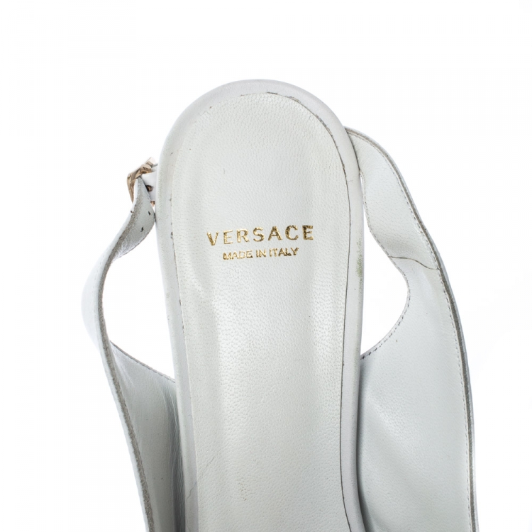 Pre Owned Versace White Leather Palazzo Medusa Slingback Pointed Toe Sandals Size 39