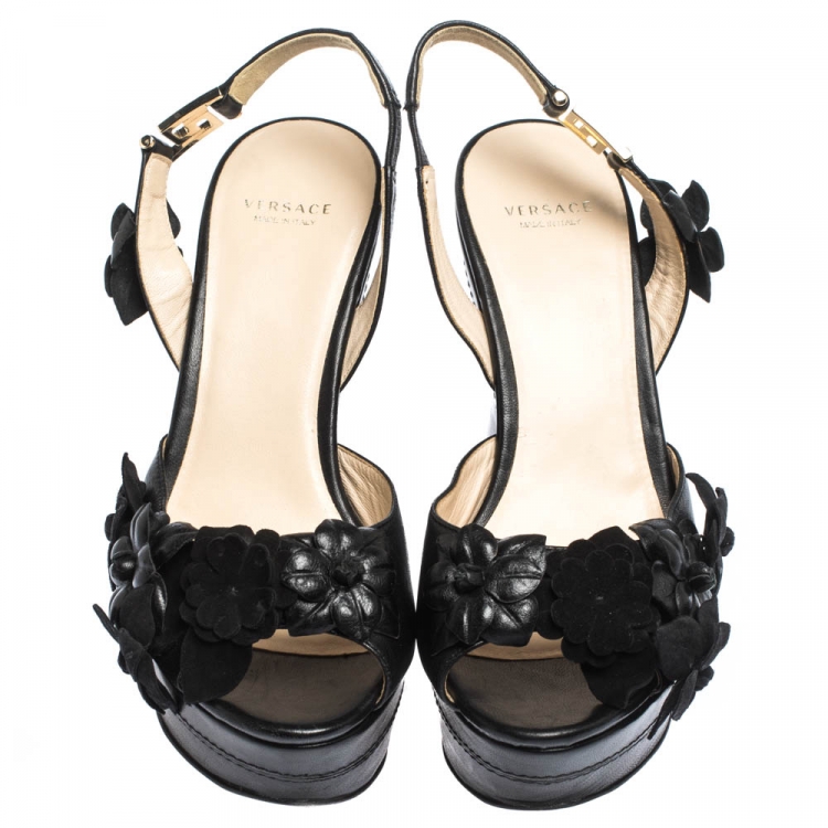 مملوكة مسبقًا Versace Black Leather And Suede Flower Embellished Wedge Platform Slingback Sandals Size 37