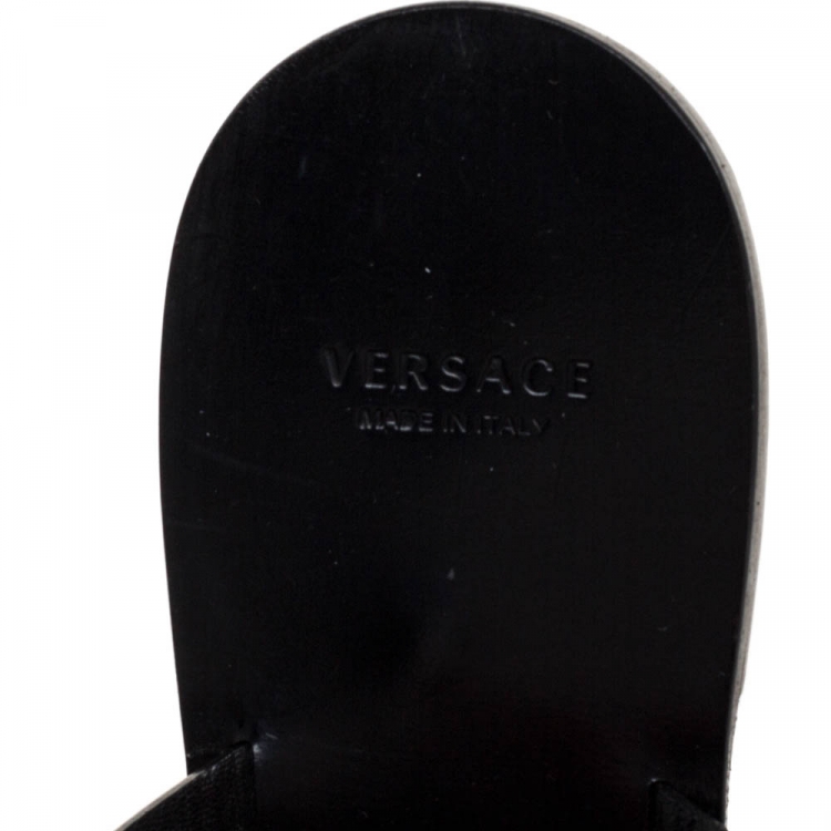 Pre Owned Versace Black Leather Medusa Detail Flats Slides Size 39