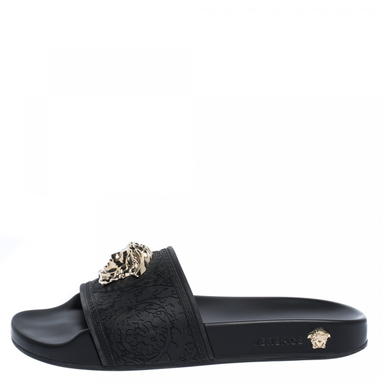 Pre Owned Versace Black Rubber Medusa Flat Slides Size 36