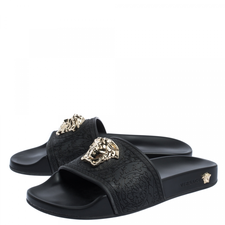 Pre Owned Versace Black Rubber Medusa Flat Slides Size 36
