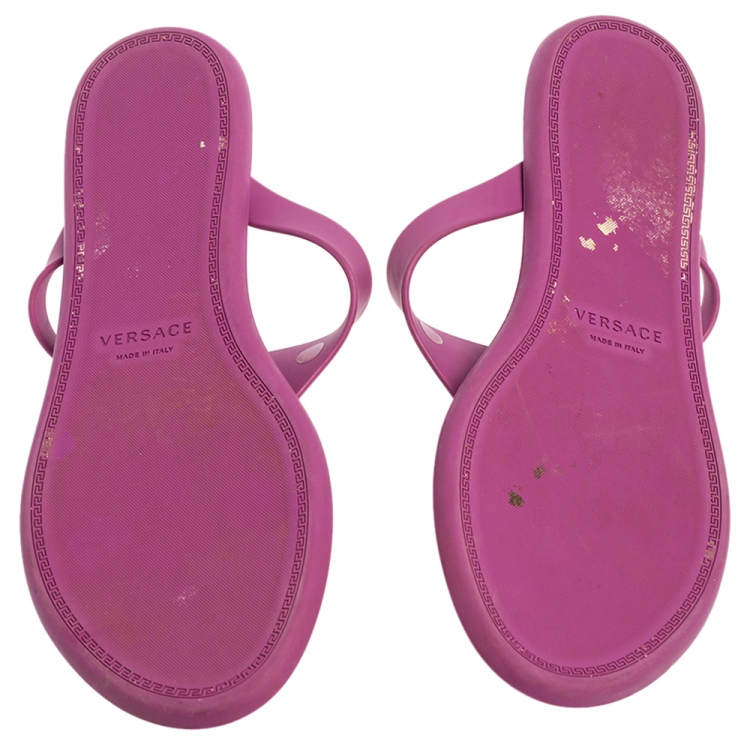 Pre Owned Versace Purple Rubber Medusa Thong Flats Size 39